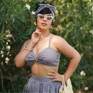 NWT Large Vintage Vandalizm Frenchy Set and Scarf